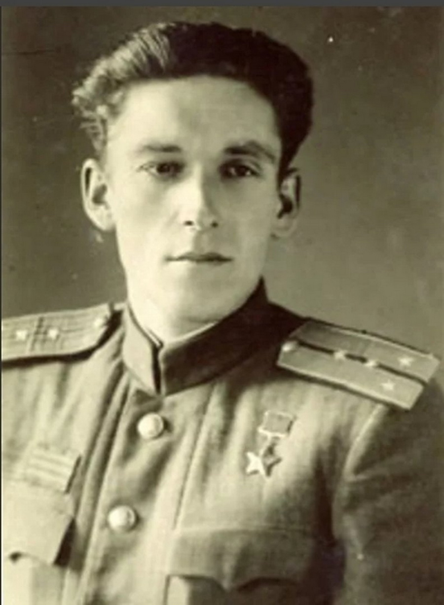 Тихмянов Леонид